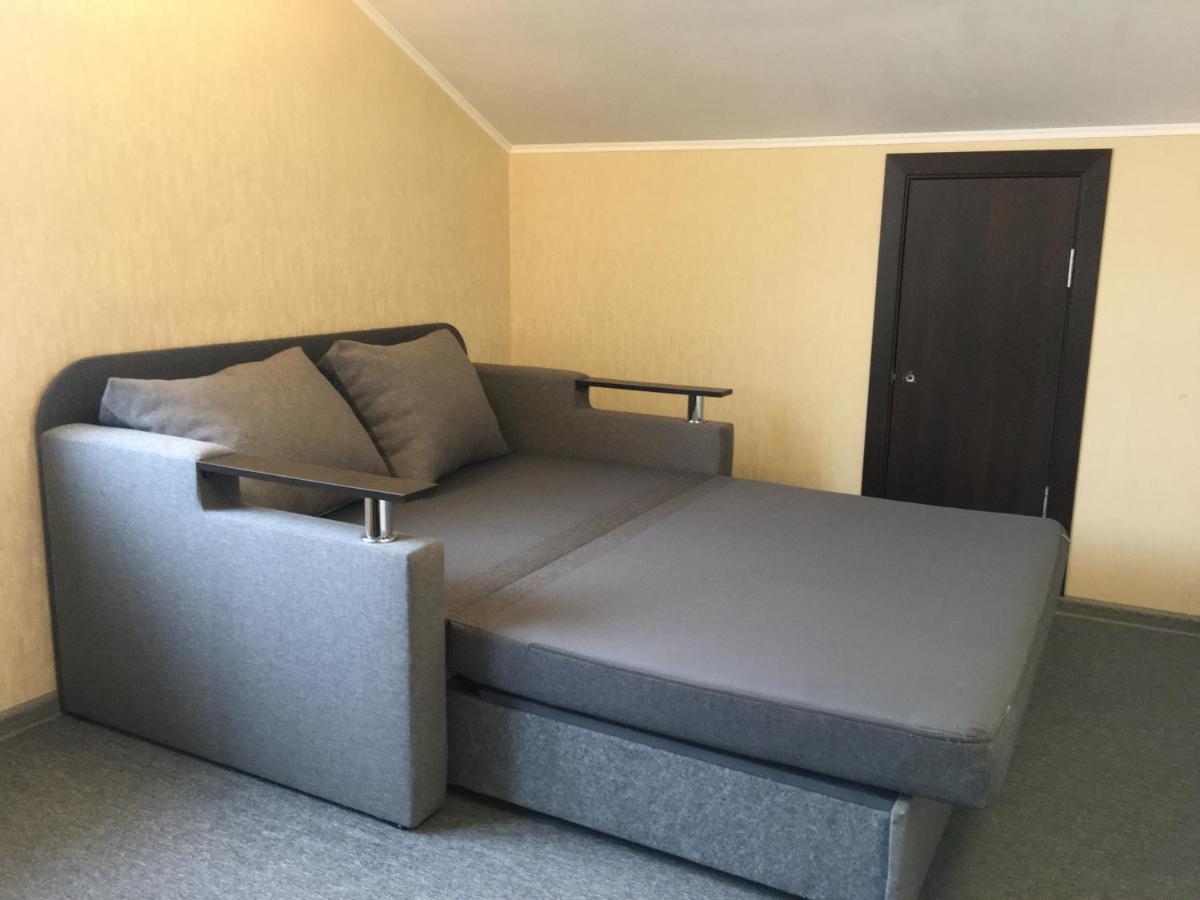 Guest House Sotni เคียฟ ภายนอก รูปภาพ